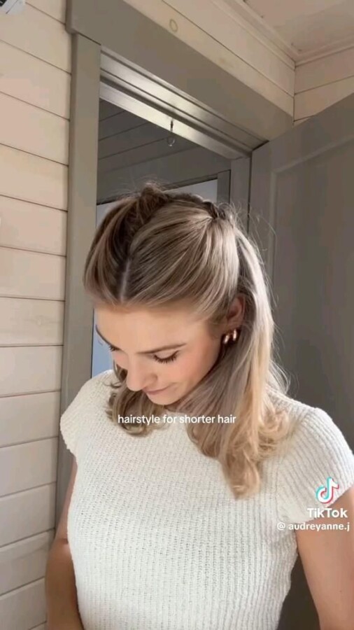 Coiffure rapide cheveux mi-longs