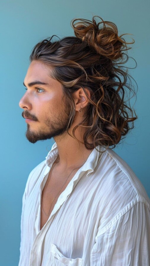homme cheveux longs