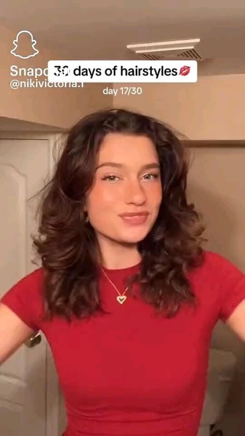 Coiffure rapide cheveux mi-longs