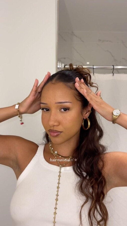 Coiffure rapide cheveux mi-longs