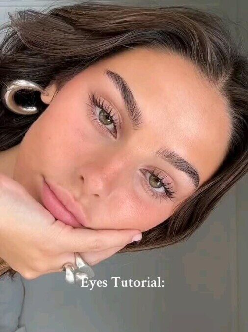 Techniques de maquillage naturel pour illuminer le regard : astuces et conseils